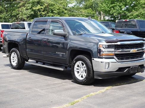 Used 2017 Chevrolet Silverado 1500 LT w/ All Star Edition AWD/4WD image 4