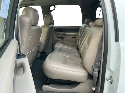 Used 2004 Chevrolet Avalanche Z71 w/ Sun And Sound Package image 21