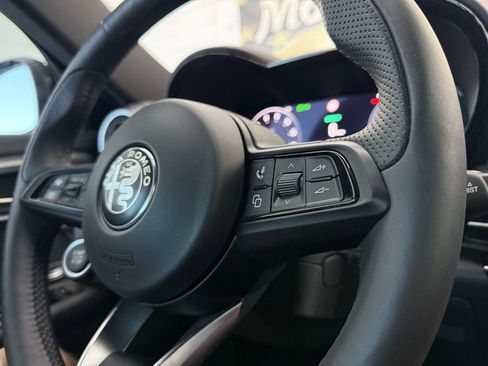 Used 2024 Alfa Romeo Tonale Ti image 26