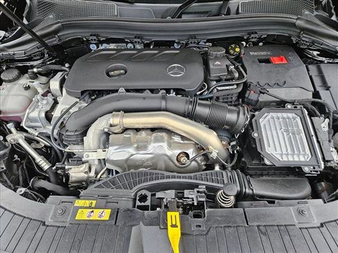 New 2026 Mercedes-Benz GLA 250 image 16