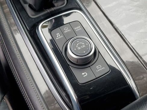 Used 2023 Nissan Armada Platinum w/ Cargo Package image 23