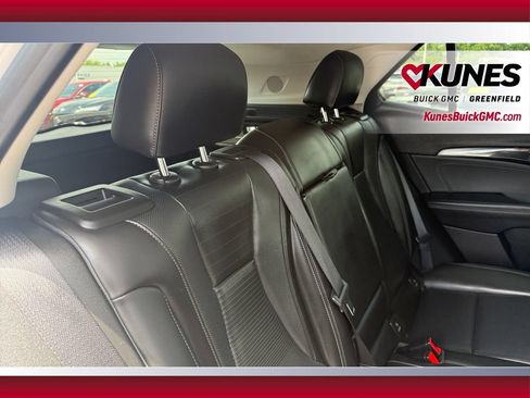 Used 2024 Buick Envision Preferred AWD/4WD image 34