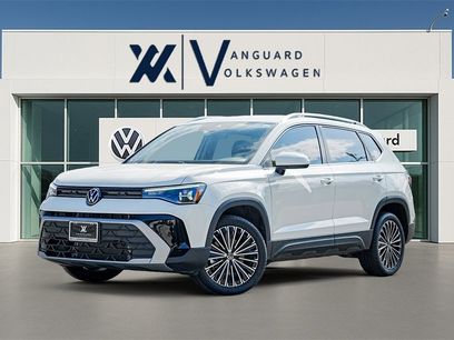 New 2025 Volkswagen Taos SE
