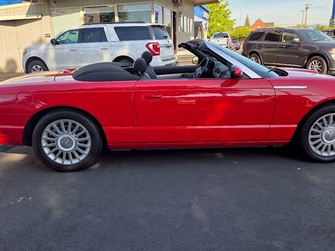 Used 2005 Ford Thunderbird RWD image 17