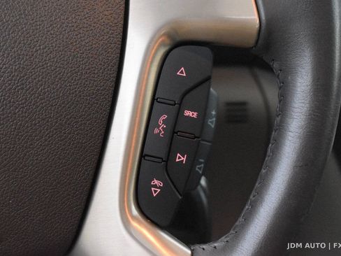 Used 2016 GMC Acadia Denali AWD/4WD image 22