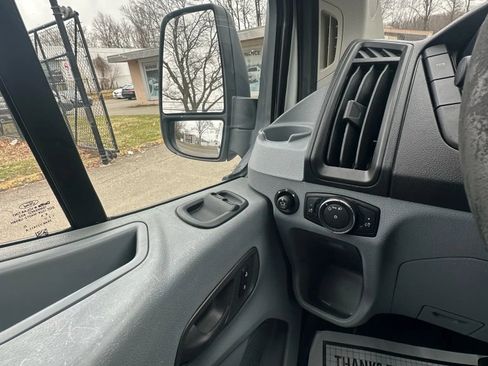 Used 2018 Ford Transit 250 130 Low Roof w/ Exterior Upgrade Package image 17