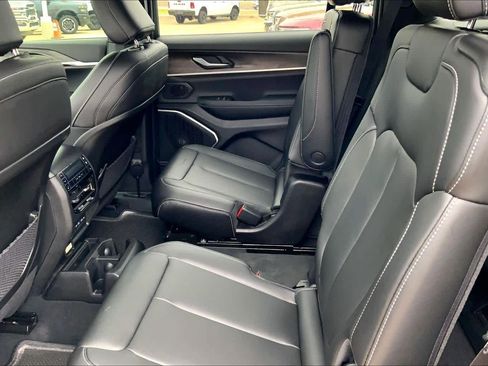 New 2026 Jeep Grand Cherokee L Limited image 20