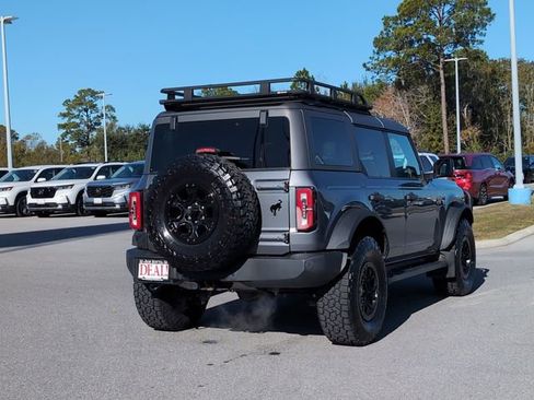 Used 2023 Ford Bronco Wildtrak image 3