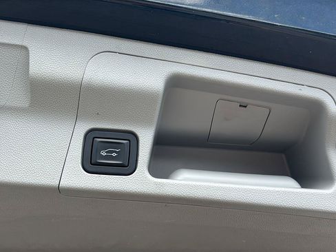 Certified 2020 GMC Acadia SLT FWD image 21