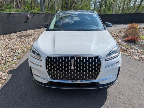Certified 2023 Lincoln Corsair Reserve w/ Equipment Group 202A AWD/4WD image 8