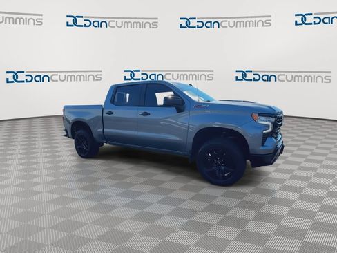 Used 2024 Chevrolet Silverado 1500 LT Trail Boss w/ Convenience Package II AWD/4WD image 2