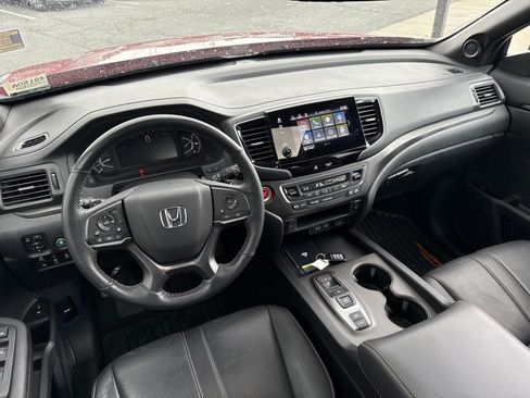 Certified 2024 Honda Passport TrailSport image 25