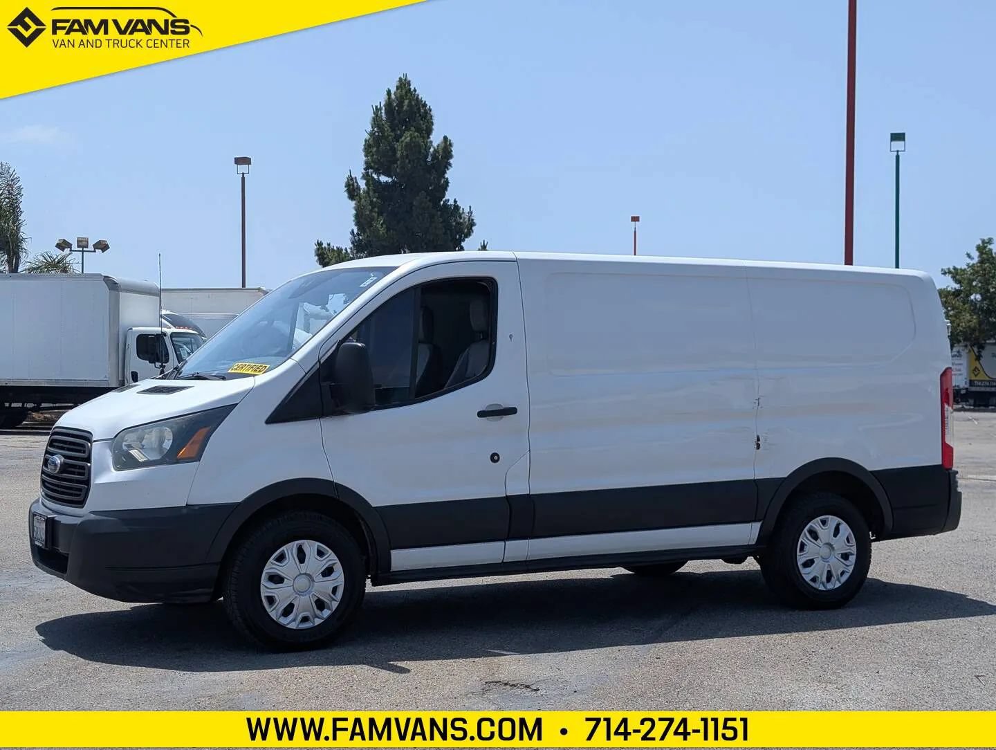 Used 2016 Ford Transit 150 130 Low Roof RWD image 3