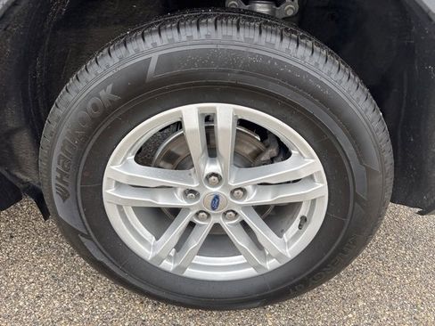 Certified 2023 Ford Explorer XLT w/ Equipment Group 202A image 19