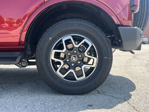 New 2026 Ford Bronco Outer Banks AWD/4WD image 26