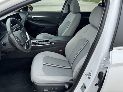 Used 2021 Hyundai Sonata SEL w/ Convenience Package FWD image 9