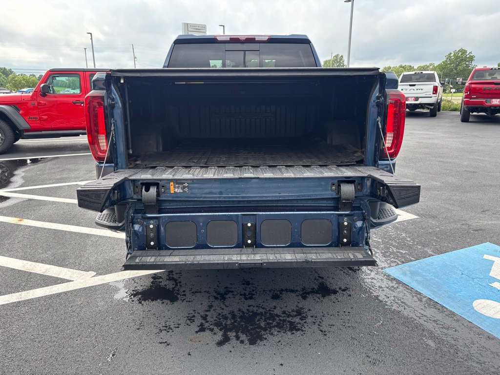 Used 2022 GMC Sierra 1500 Denali AWD/4WD image 12