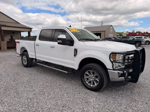Used 2019 Ford F250 XLT w/ XLT Premium Package AWD/4WD image 1