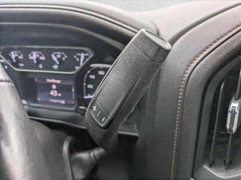Used 2021 GMC Sierra 1500 AT4 w/ AT4 Preferred Package AWD/4WD image 12