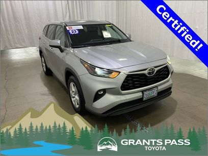 Certified 2023 Toyota Highlander LE