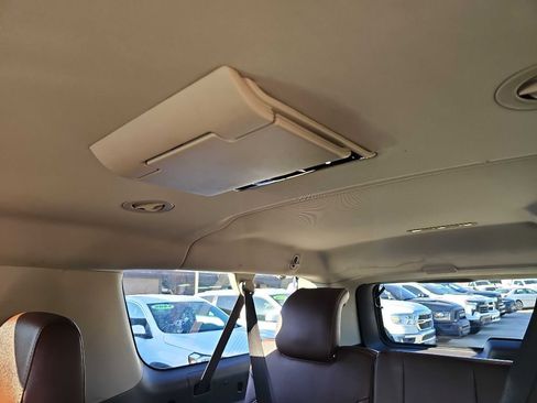 Used 2016 Chevrolet Suburban LTZ image 36