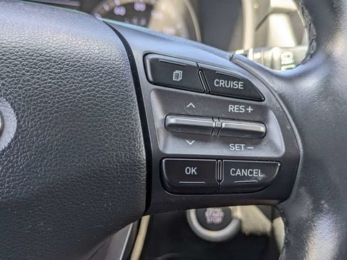 Used 2020 Hyundai Kona SEL Plus FWD image 27