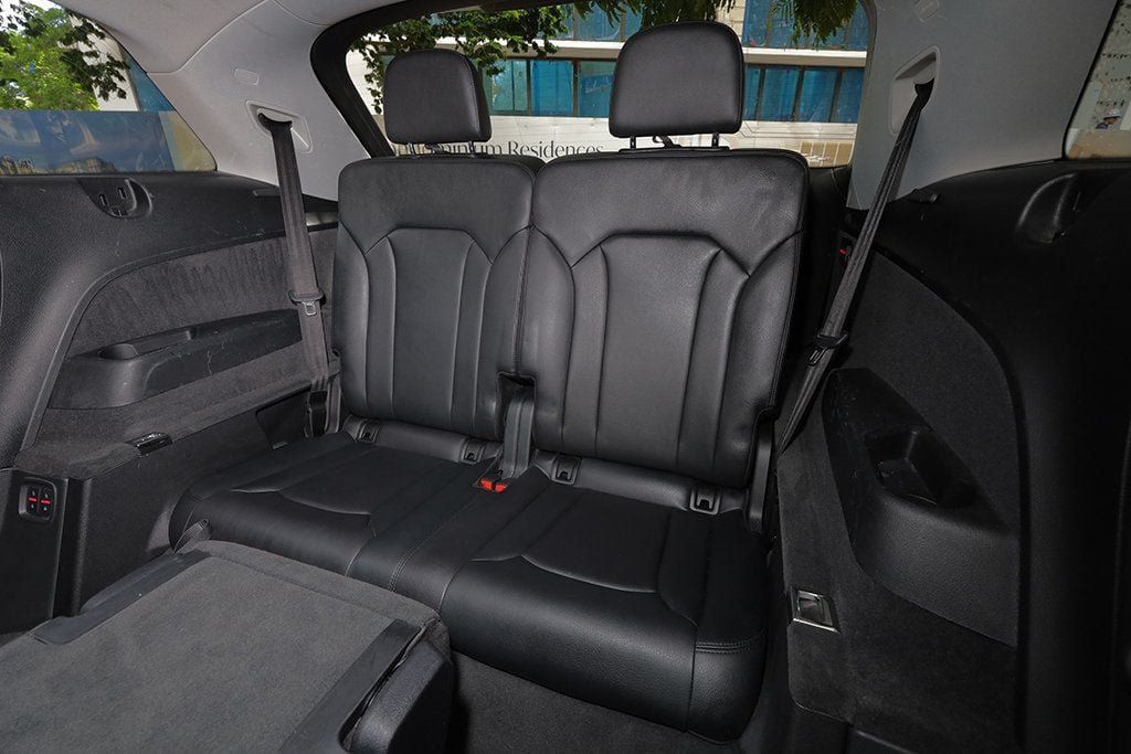 Used 2019 Audi Q7 3.0T Premium Plus AWD/4WD image 32