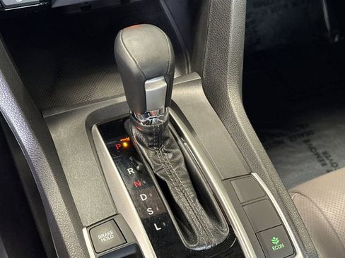 Used 2019 Honda Civic EX-L image 19