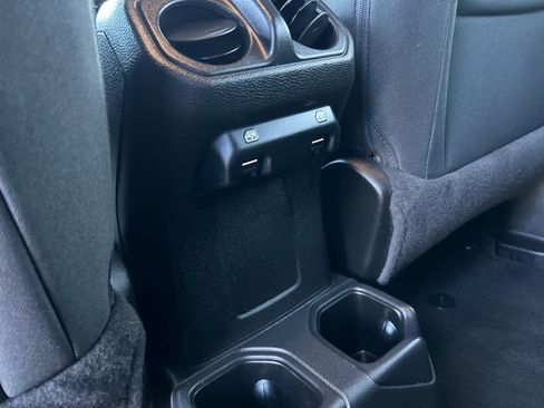 Used 2021 Jeep Wrangler Unlimited Sport image 40