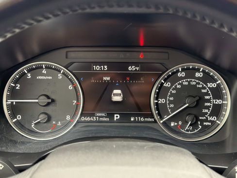 Used 2024 Mitsubishi Outlander FWD image 19