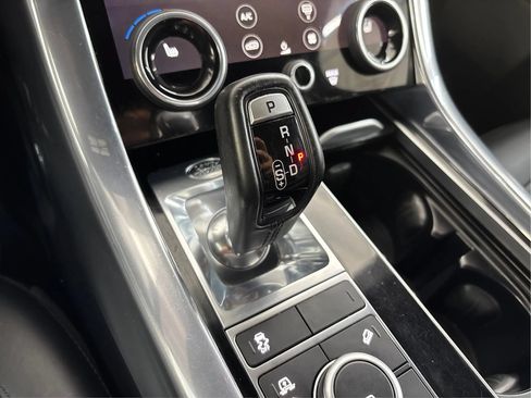 Used 2018 Land Rover Range Rover Sport HSE AWD/4WD image 46