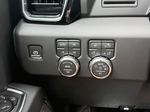 New 2026 GMC Sierra 2500 Denali AWD/4WD image 31