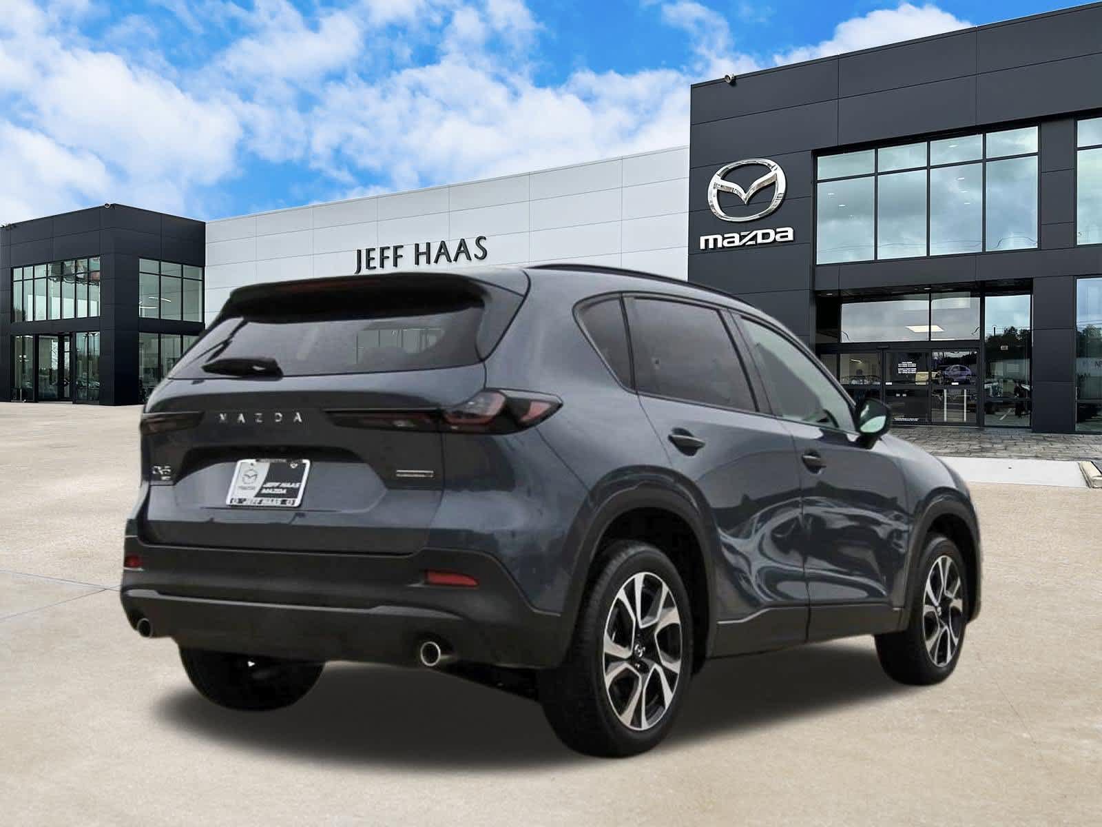 Certified 2026 MAZDA CX-5 Preferred AWD/4WD image 3
