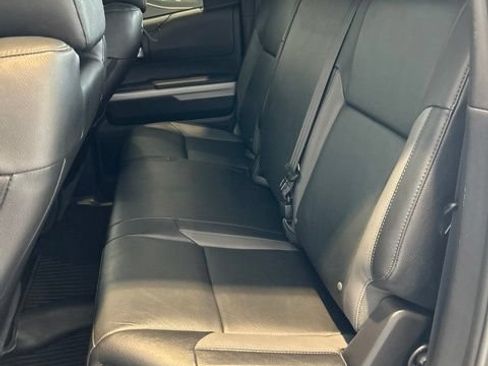 Used 2018 Toyota Tundra Limited w/ Limited Premium Package AWD/4WD image 17