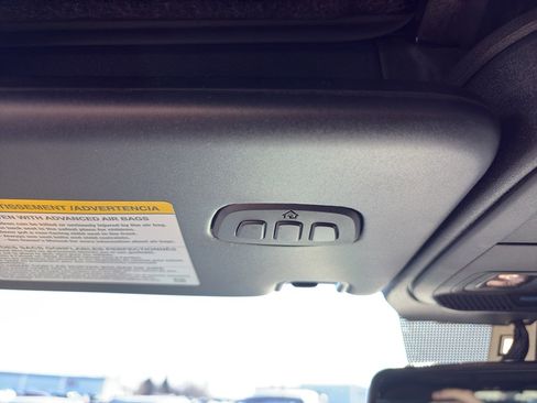 Used 2024 Ford Bronco Wildtrak image 20