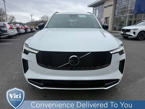 New 2026 Volvo XC90 T8 Ultra w/ Lounge Package AWD/4WD image 3