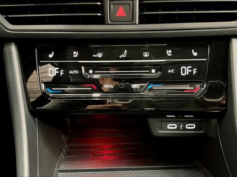 New 2026 Volkswagen Jetta SEL image 21