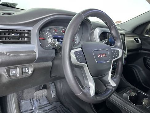 Used 2021 GMC Acadia SLT image 28