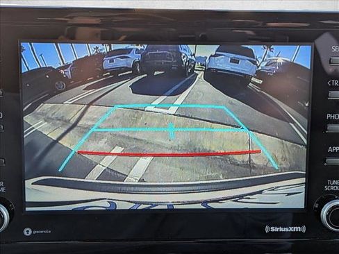 Used 2022 Toyota Corolla LE image 13