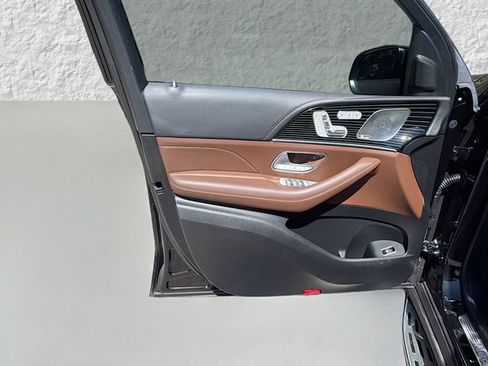 Used 2024 Mercedes-Benz GLE 450 4MATIC image 22