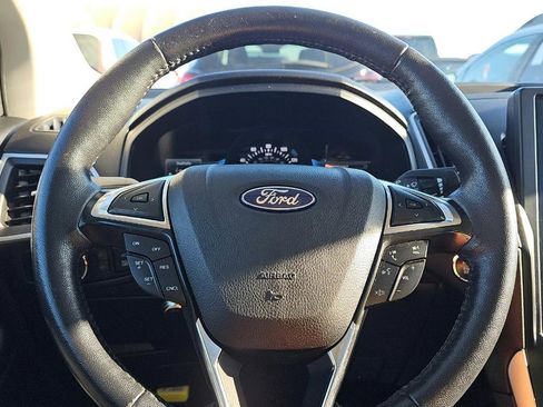 Used 2024 Ford Edge SEL w/ Convenience Package image 8