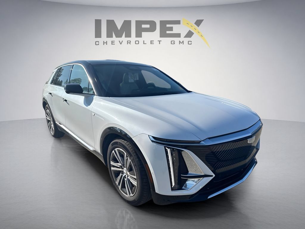 Used 2025 Cadillac Lyriq Luxury RWD image 9