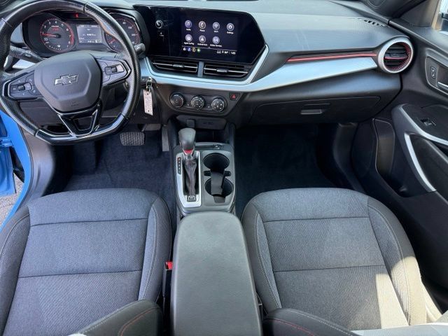 Used 2024 Chevrolet Trax RS w/ Driver Confidence Package FWD image 17
