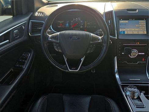 Used 2019 Ford Edge ST w/ Convenience Package image 14
