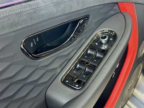 Used 2025 Bentley Continental GT Speed image 17