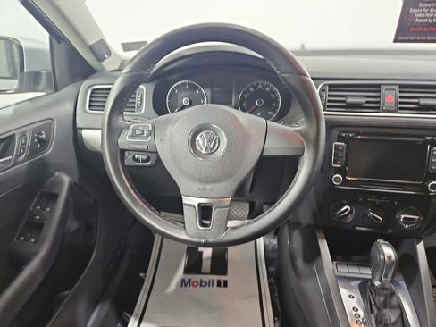 Used 2012 Volkswagen Jetta TDI FWD image 13