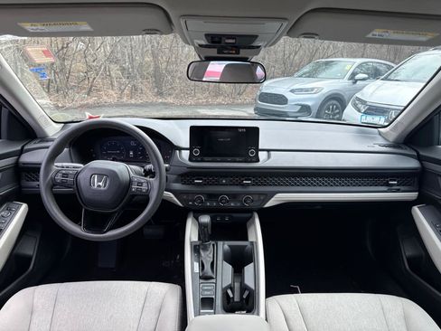 Used 2024 Honda Accord EX image 31