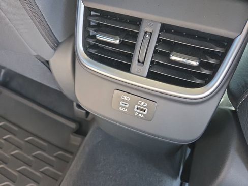 Certified 2025 Subaru Outback Premium image 27