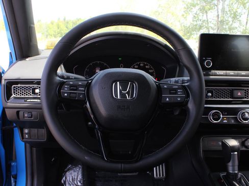 Used 2024 Honda Civic Sport image 9