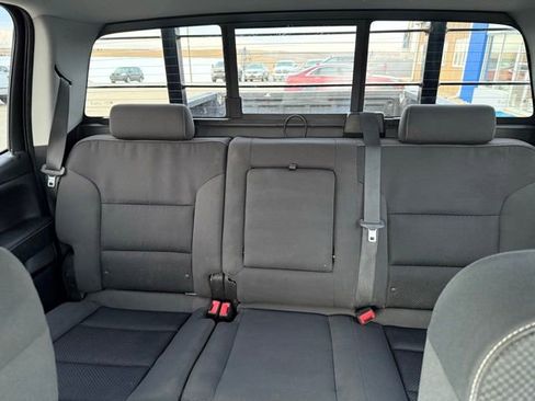 Used 2018 GMC Sierra 2500 SLE w/ SLE Preferred Package image 9